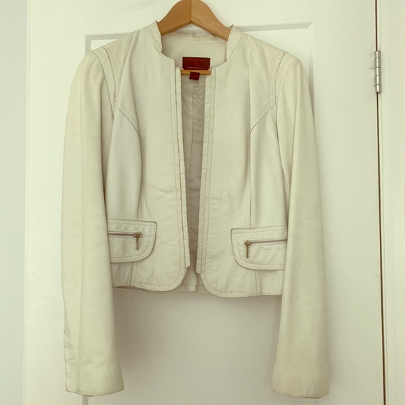 Sexy cropped white leather jacket - Picture 1 of 9